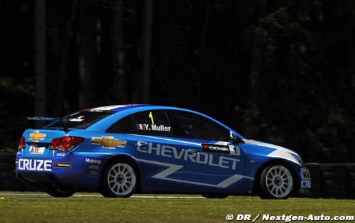 Curitiba: Yvan Muller grabs another pole