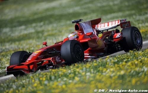 La Ferrari Driver Academy en piste (...)