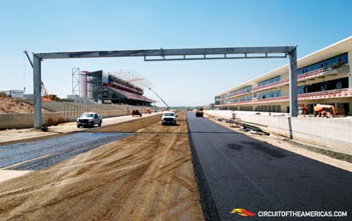 Racing surface going down at 2012 US (…)