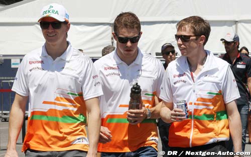 Force India duo racing without pay (...)