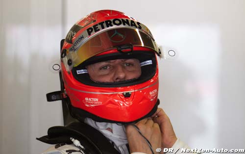 Michael Schumacher announces retirement