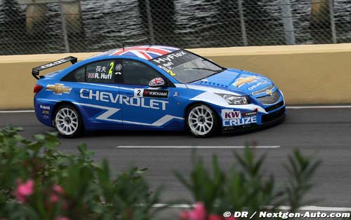 Rob Huff fastest in warm-up at Macau