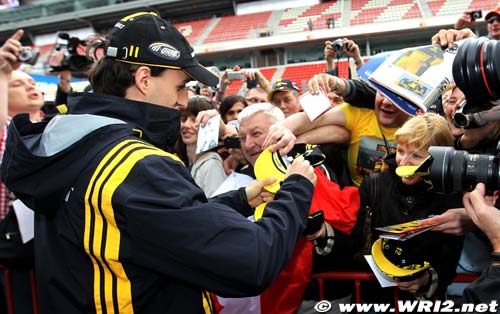 Kubica inks Ferrari option for 2011 (…)