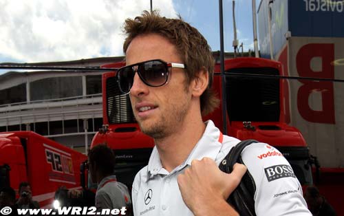Button : Alonso cherche à détourner (…)