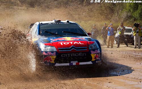 Loeb takes the lead... and goes off !