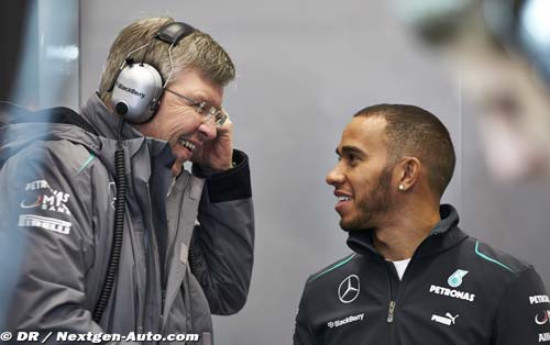 Too early to assess new Mercedes - Brawn