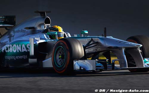 Damon Hill voit Mercedes au sommet (...)