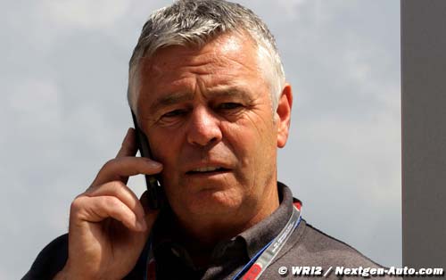 Warwick, commissaire pour la FIA en (…)