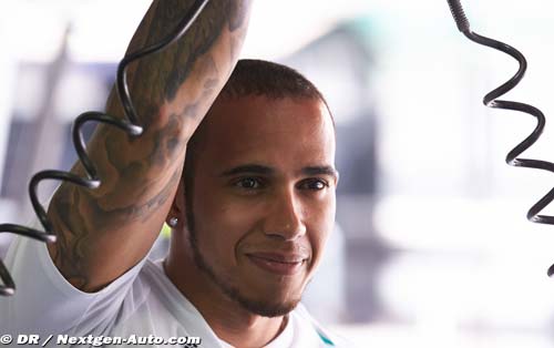 Hamilton pushed hard for Red Bull (…)