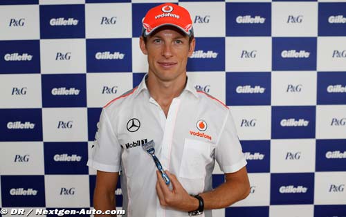 Clean-shaven Button wants McLaren to (…)