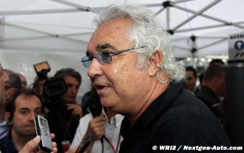 Briatore : la F1 vit sur le dos (...)