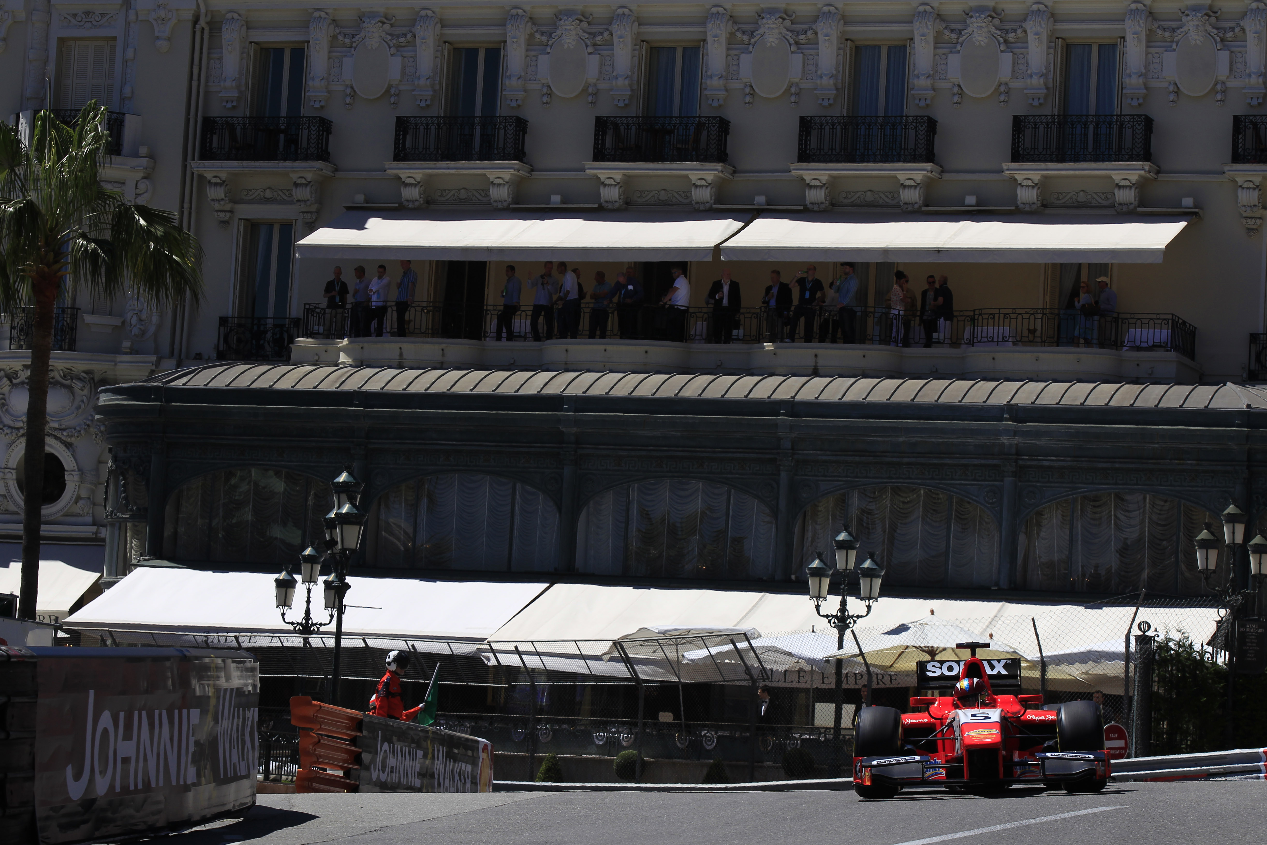 Monaco : Cecotto Jr en pole devant Evans