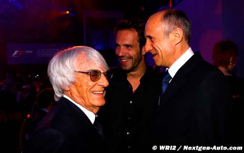 Ecclestone bribe charge delay pushed (…)
