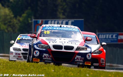 Moscow Raceway, FP1: Tom Coronel is (…)