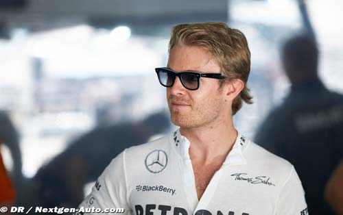 Rosberg parle de Schumacher et Hamilton