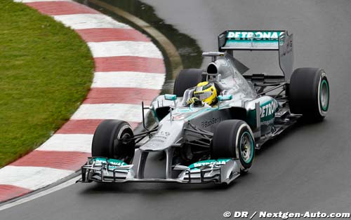 Silverstone, FP2: Rosberg on top as (…)
