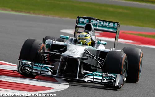 Mercedes teste son DRS passif au (…)