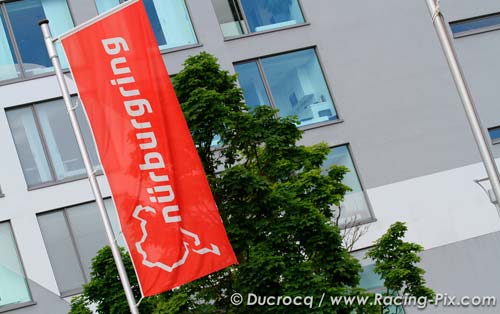 Ecclestone considers buying Nurburgring