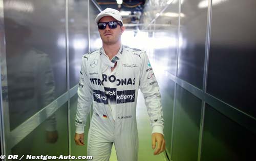 Rosberg unmoved by Schumacher jibe