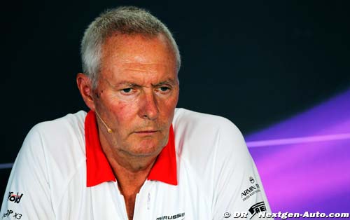 Marussia wants to keep both drivers for