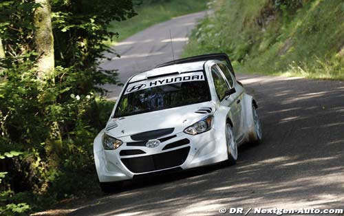 Hyundai continues i20 WRC intensive (…)