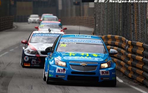 Macau, FP2: Oriola faster the Muller