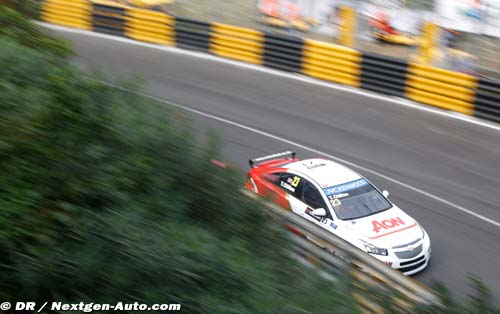 Team in a rush to repair cars