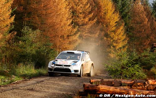 Ogier leads in Wales with one day to go