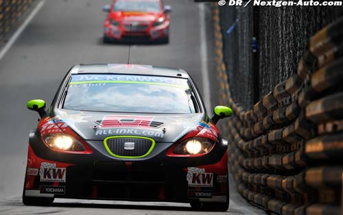 Macau, Race 2: Huff wins after carnage