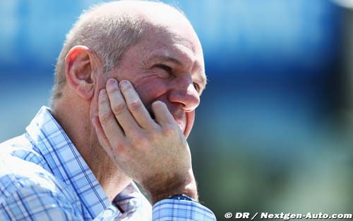 Red Bull : Newey pousse pour une (…)