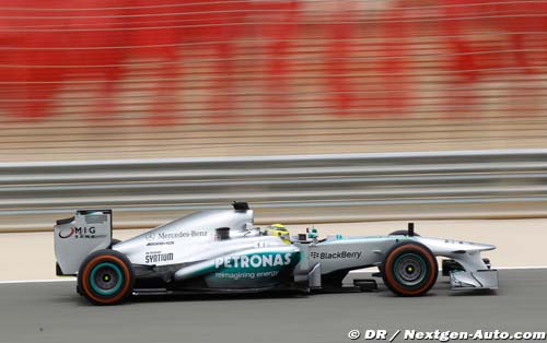 Pirelli: Mercedes tyre blowout no (…)