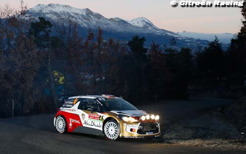 Les deux Citroën DS3 WRC dans le (…)