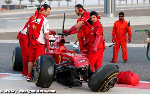 Raikkonen termine sa journée dans le mur