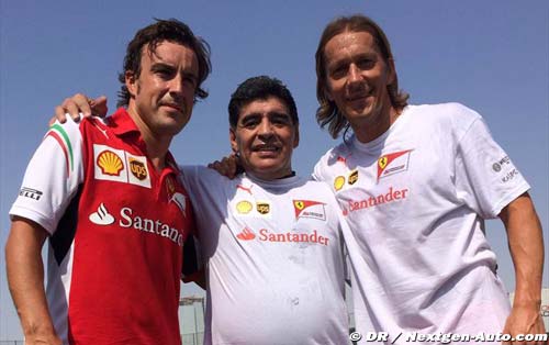 Alonso s'entraine avec Maradona (…)