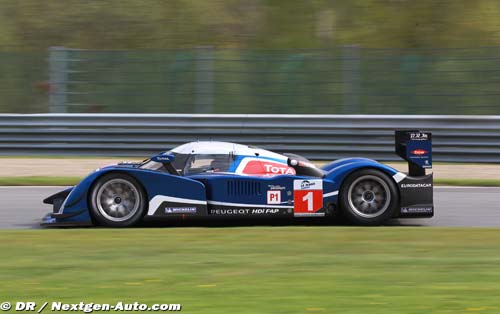 La Peugeot 908 n°1 s'attaque à (…)