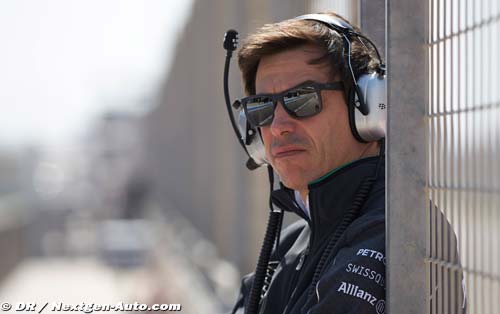 Toto Wolff se méfie de Williams et (…)