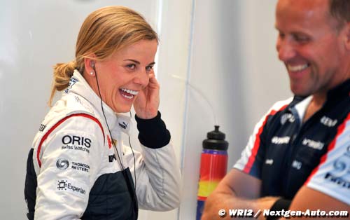 Susie Wolff : Maman ou rouler, il (…)