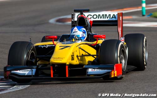 Jolyon Palmer quickest again at Yas (…)