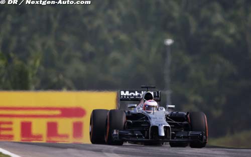 Button appelle McLaren à se réveiller