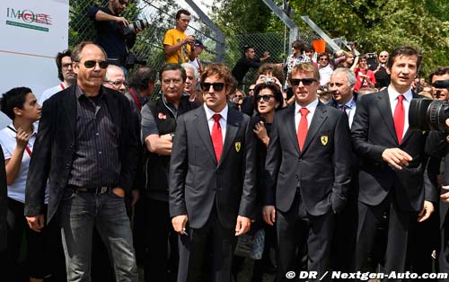 Fernando and Kimi at Imola for Senna (…)