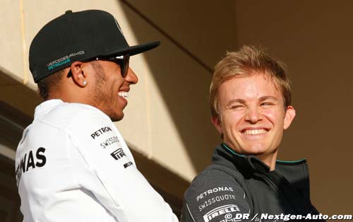 Hamilton : Rosberg me pousse dans (…)