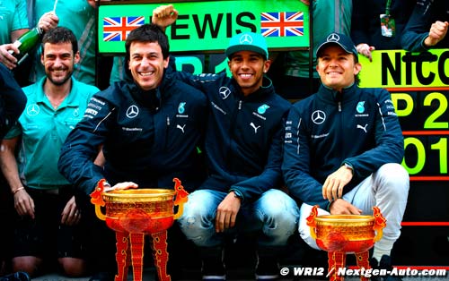 Rosberg veut creuser l'écart (…)