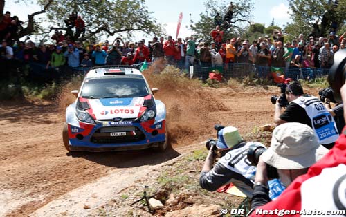 Kubica holds fifth in Argentina