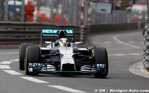 Title leader Hamilton 'overslept