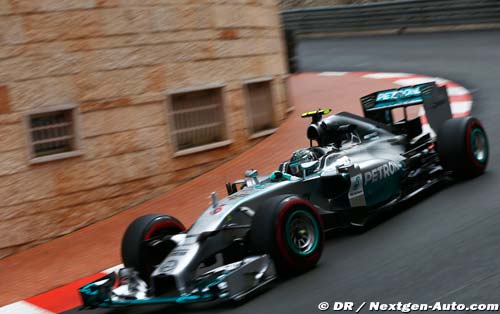 Rosberg keeps Monaco pole following