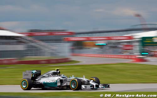 Rosberg on pole in Canada