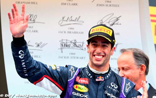 Ricciardo commence à aimer le champagne