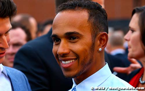 Hamilton a Rosberg en ligne de mire