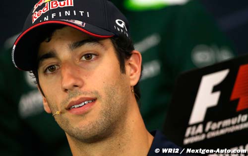 Interview - Ricciardo expects Red (…)