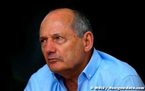 Ron Dennis n'exclut pas un (...)